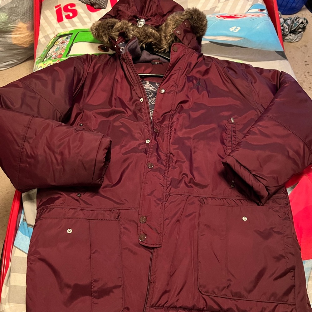 Vintage Jordan retro 5 maroon snow bomber jacket